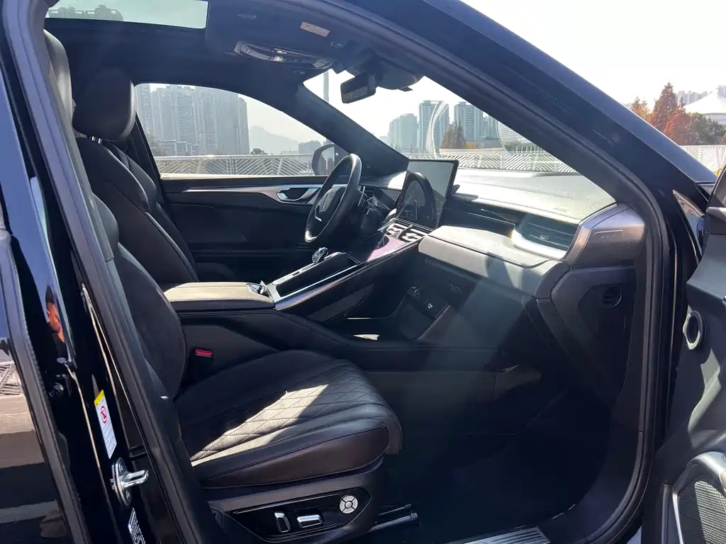 WEI PAI WEI BRAND MOCHA