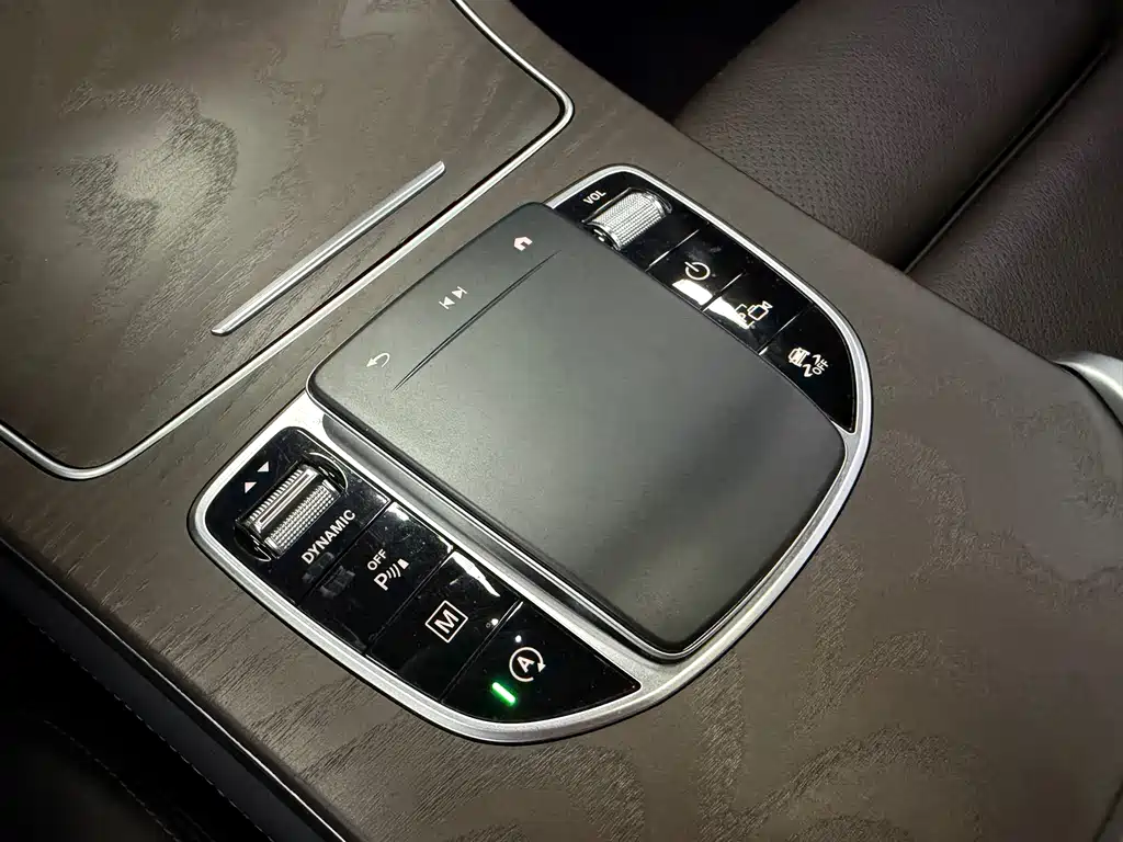 Mercedes-Benz GLC — миниатюра 18