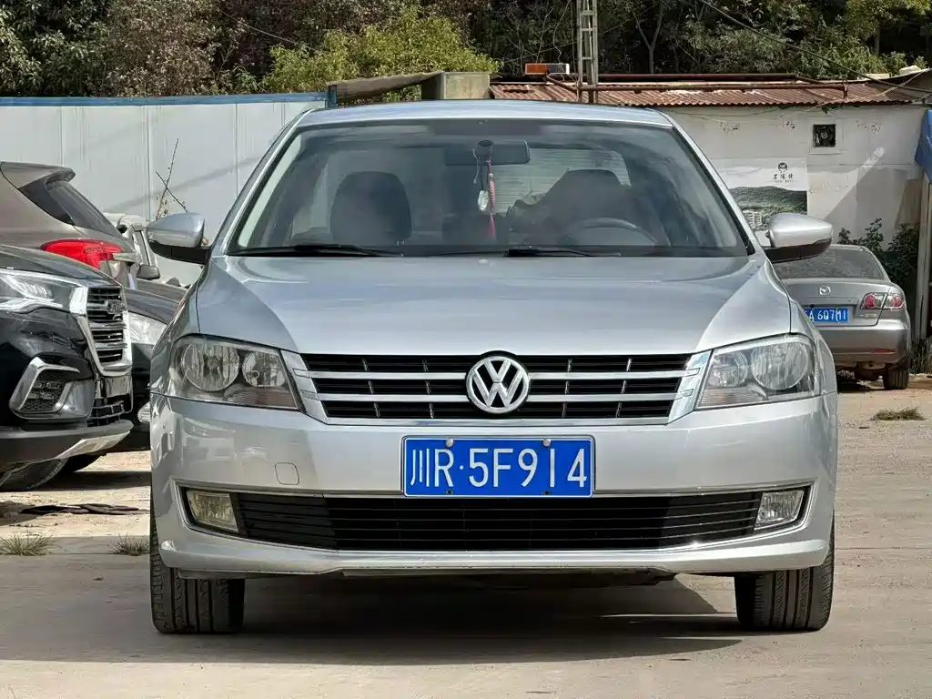 Volkswagen Lavida — миниатюра 2