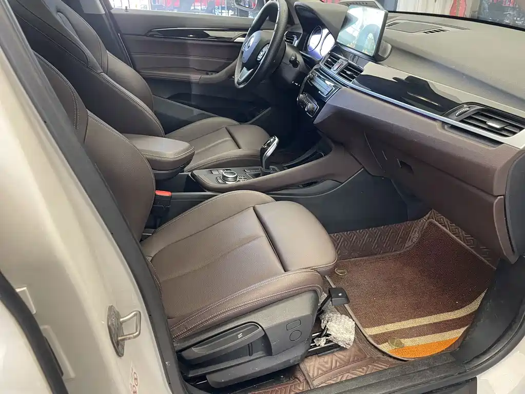BMW X1 — миниатюра 25