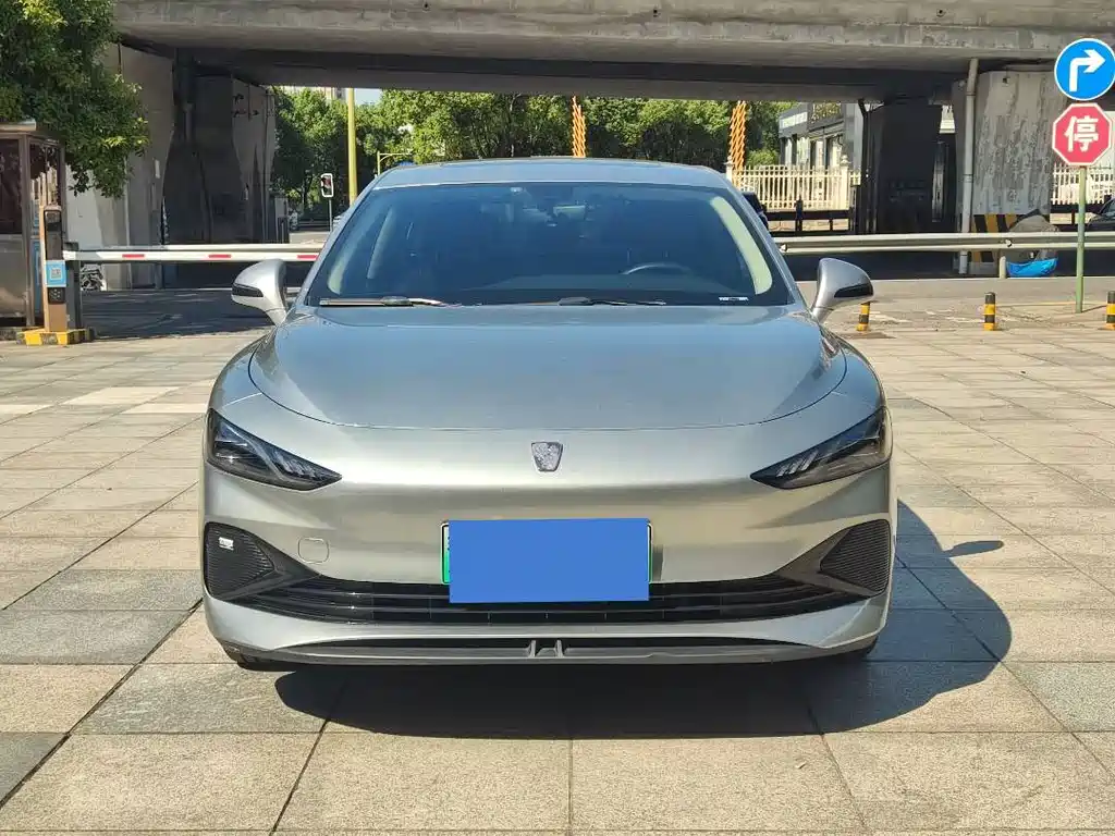 Roewe D7 — миниатюра 2