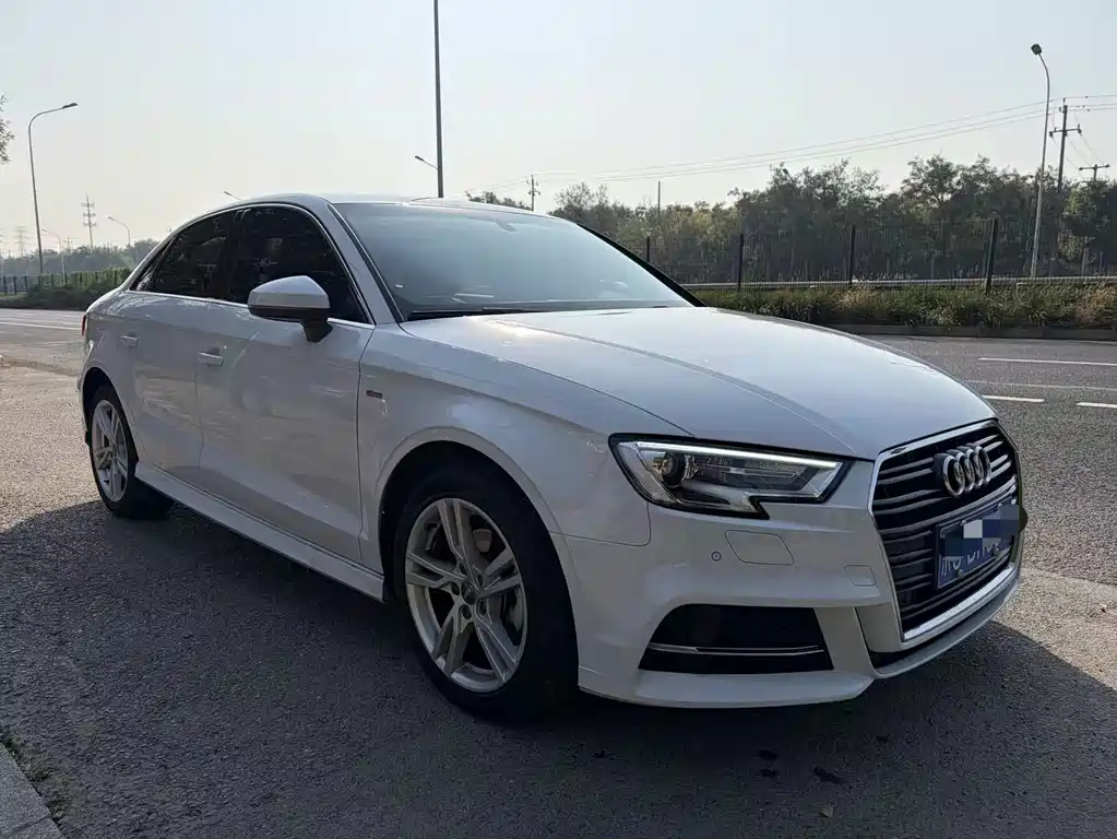 Audi A3 — миниатюра 3