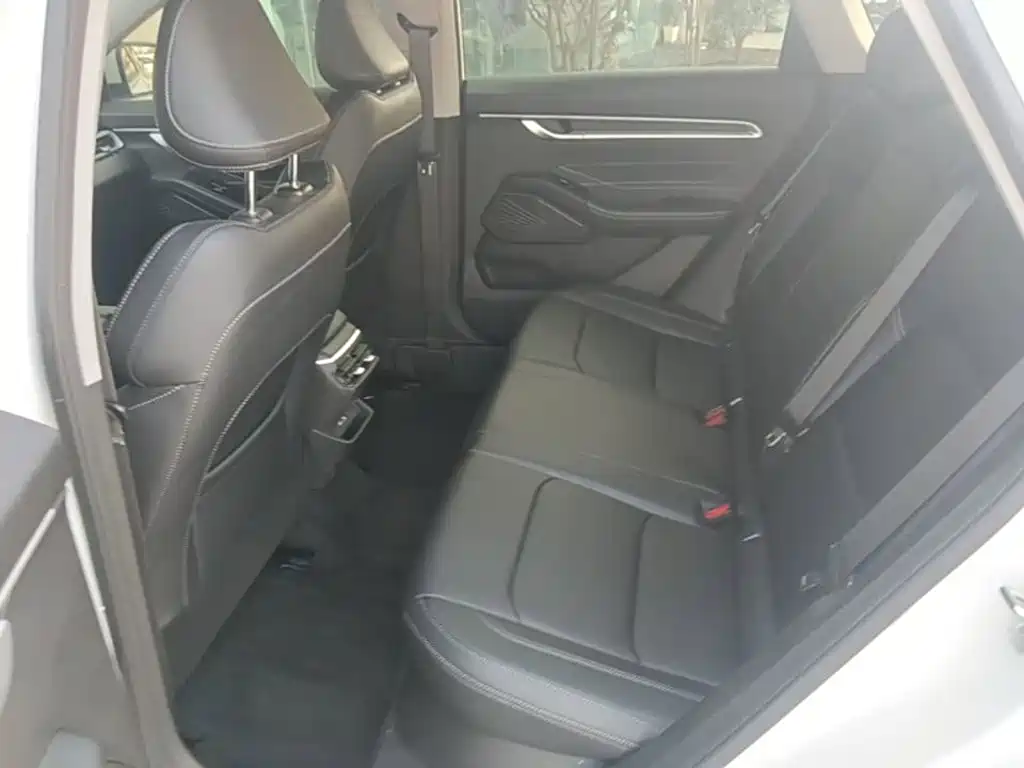 Geely Emgrand — миниатюра 17