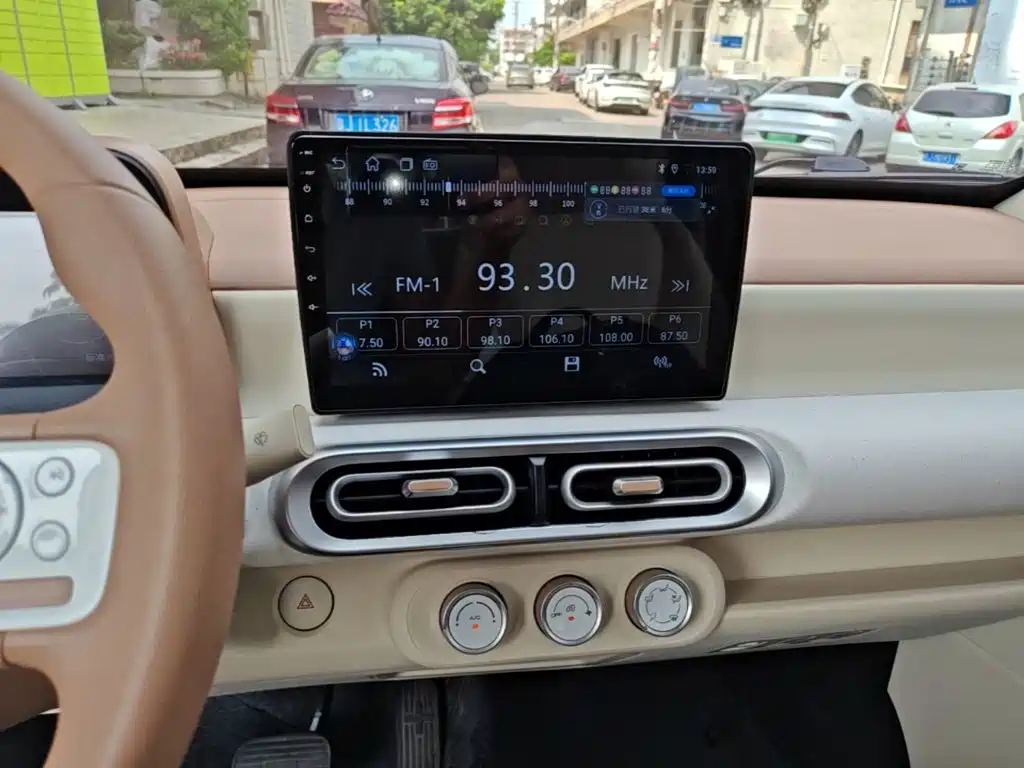 Wuling MINIEV — миниатюра 13