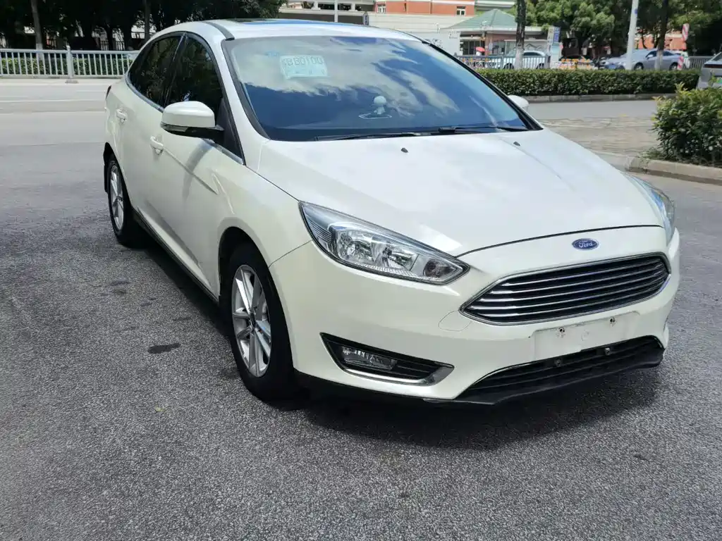 FORD FOX