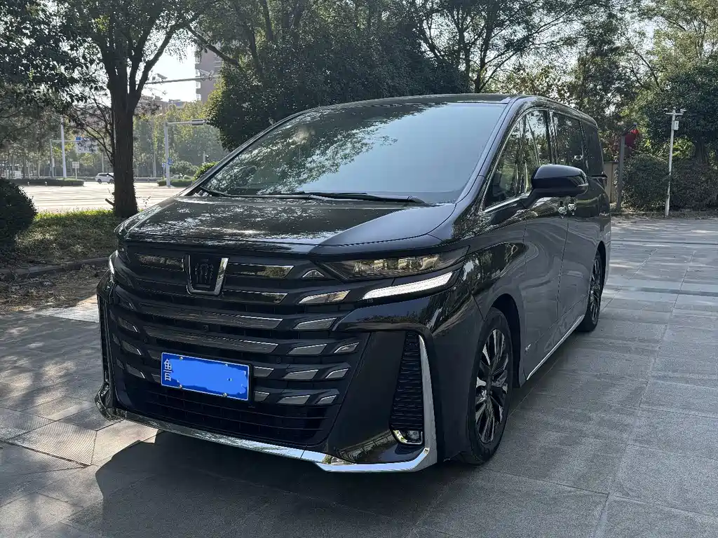 Toyota Vellfire 2024 2.5L Executive