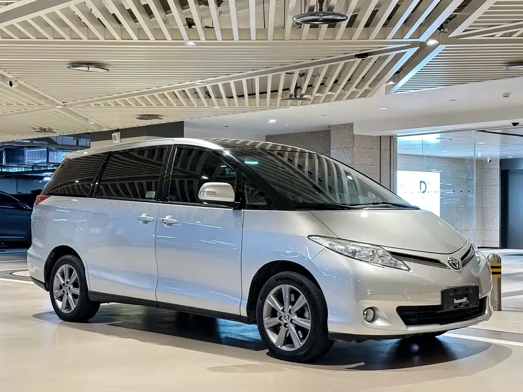TOYOTA PREVIA