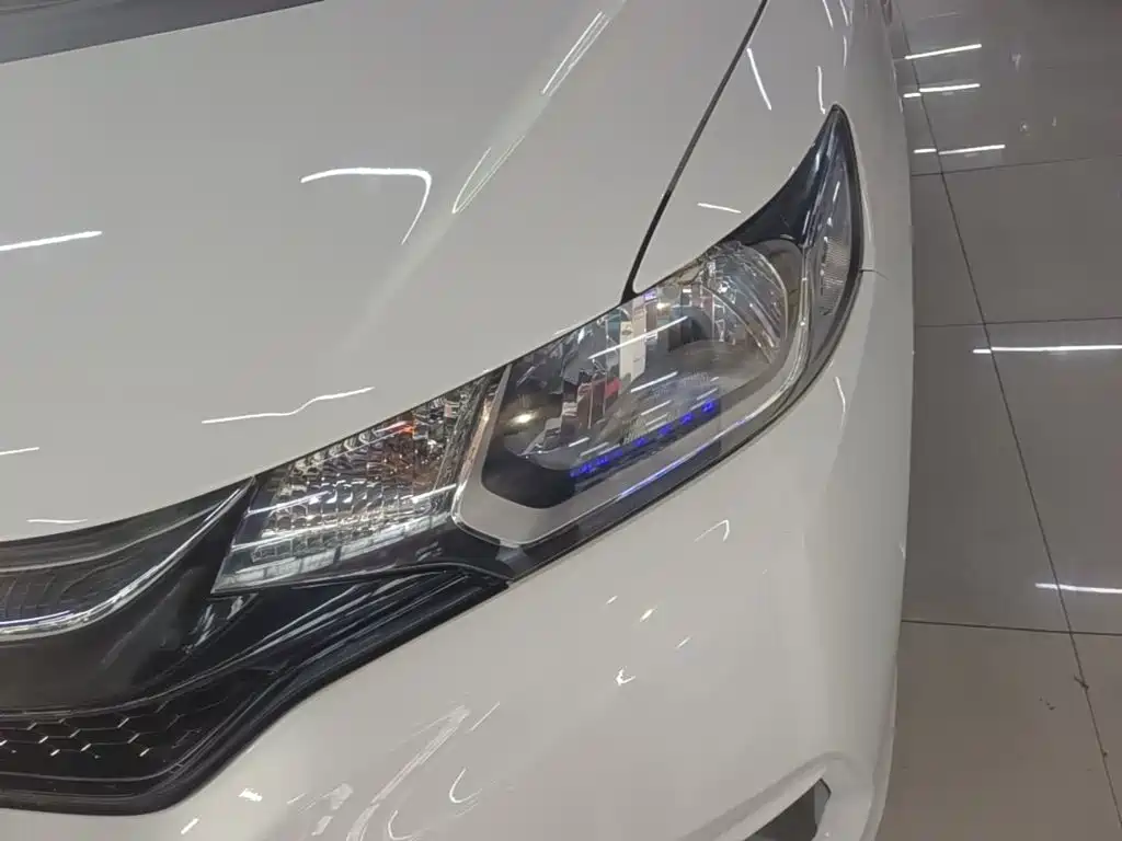 Honda Fit — миниатюра 24