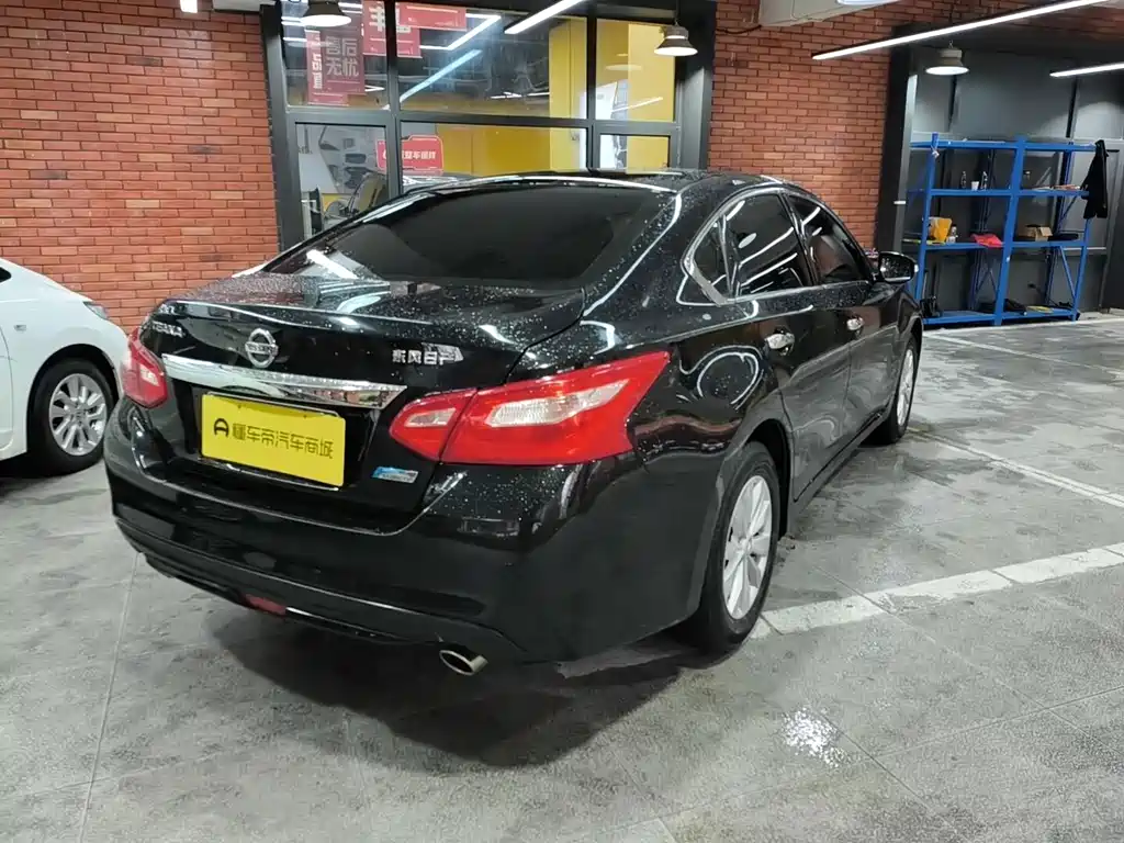 Nissan Teana — миниатюра 4