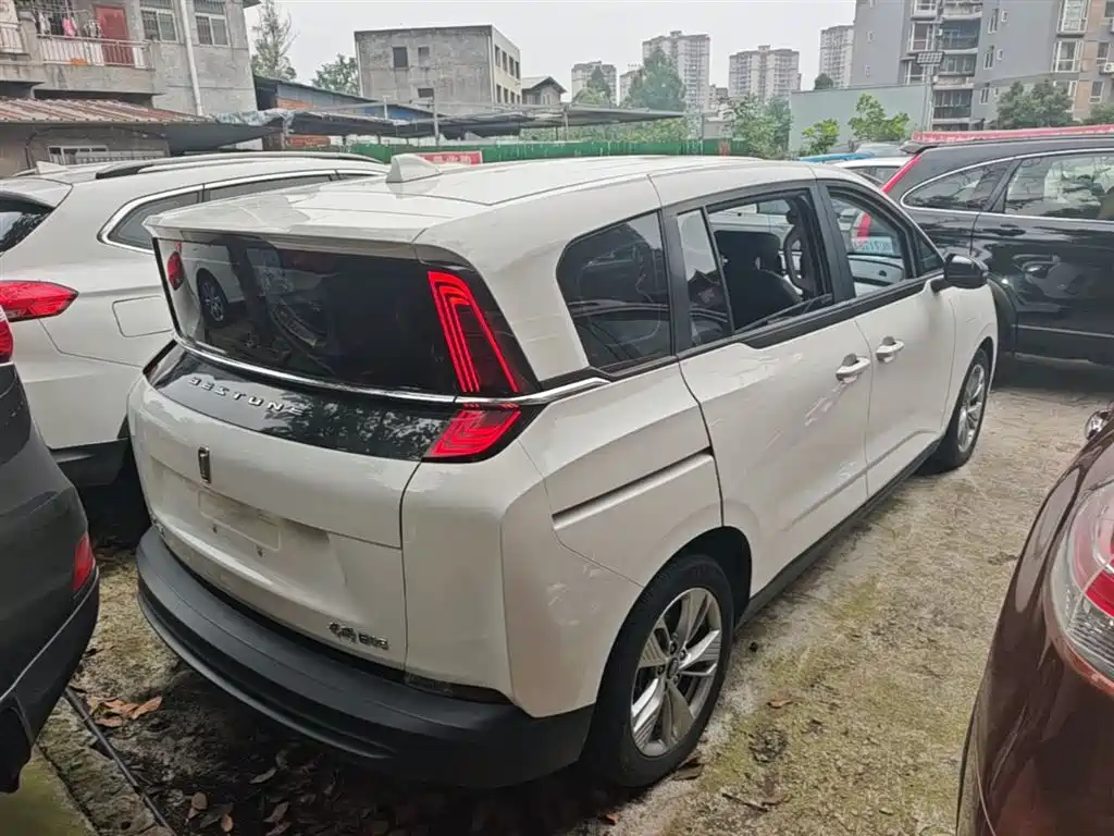 Bestune NAT 2023 PRO Long Wheelbase 425km