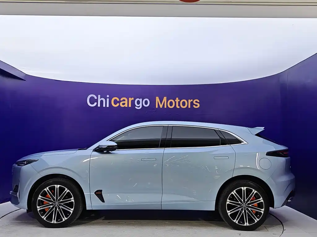 Changan UNI-K iDD — миниатюра 3