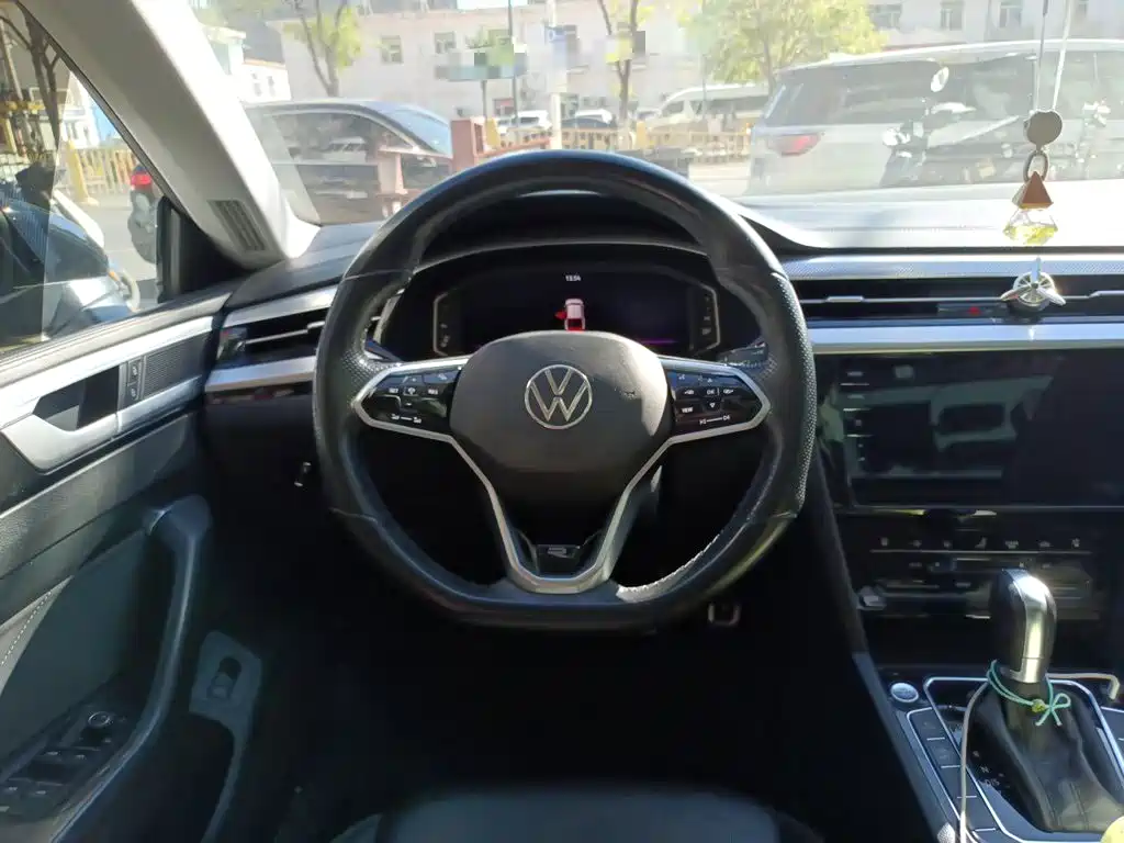 Volkswagen CC — миниатюра 11