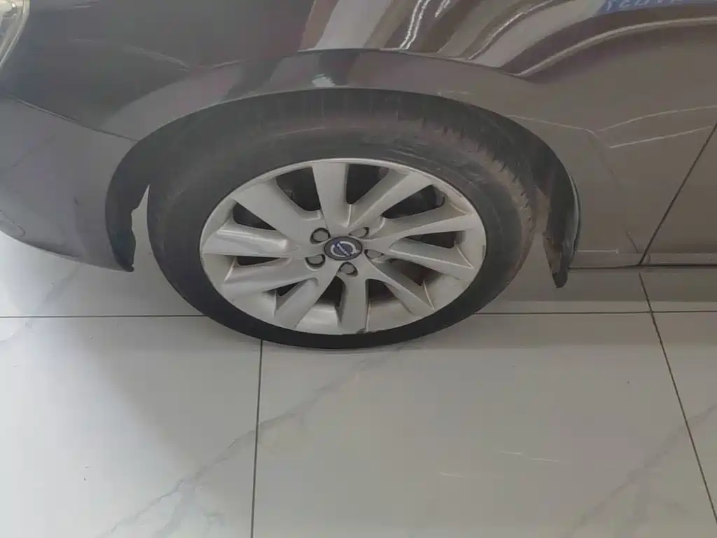 Volvo S60 — миниатюра 23
