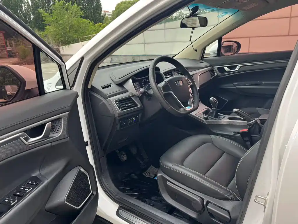 Geely Emgrand GS — миниатюра 9