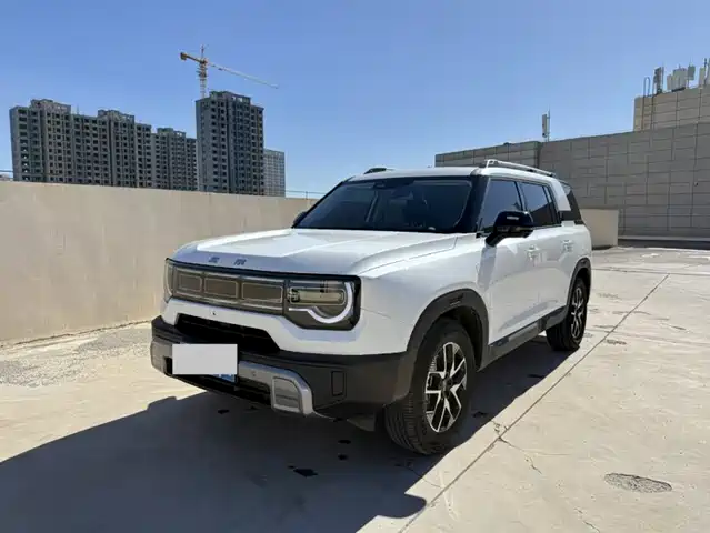 2025 BAIC Beijing B30