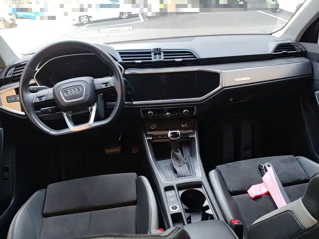 Audi Q3 — миниатюра 10