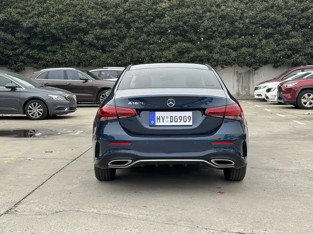 MERCEDES-BENZ A CLASS