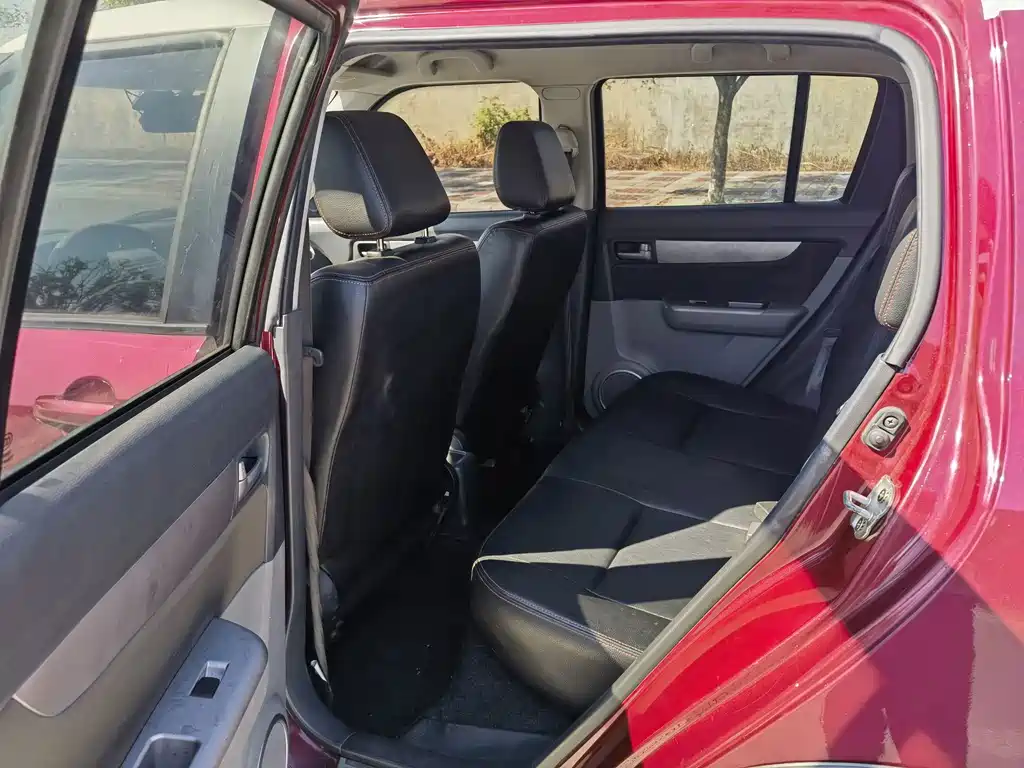Suzuki Swift — миниатюра 8