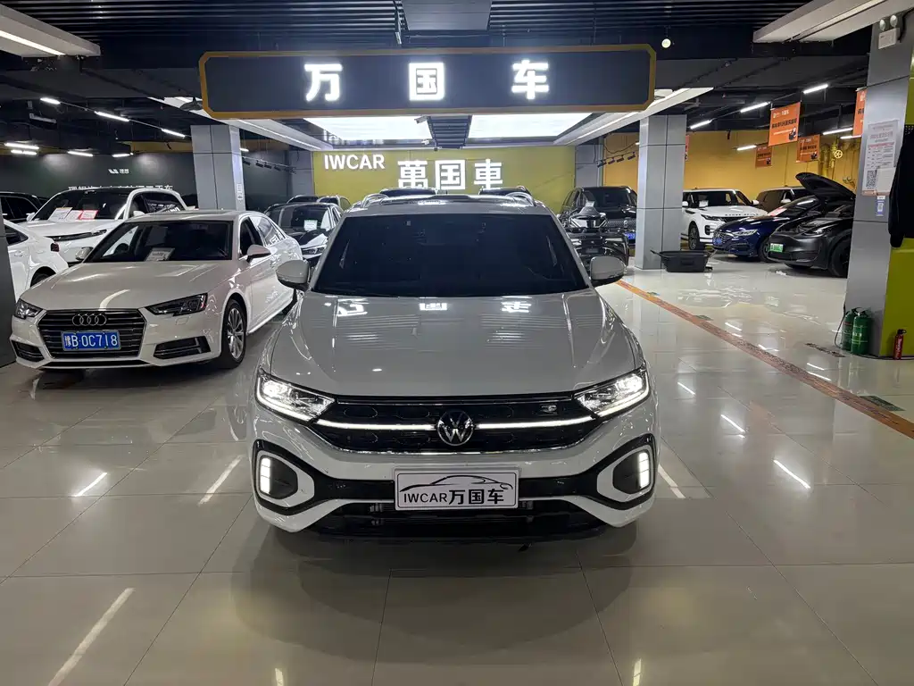 Volkswagen T-Roc — миниатюра 2