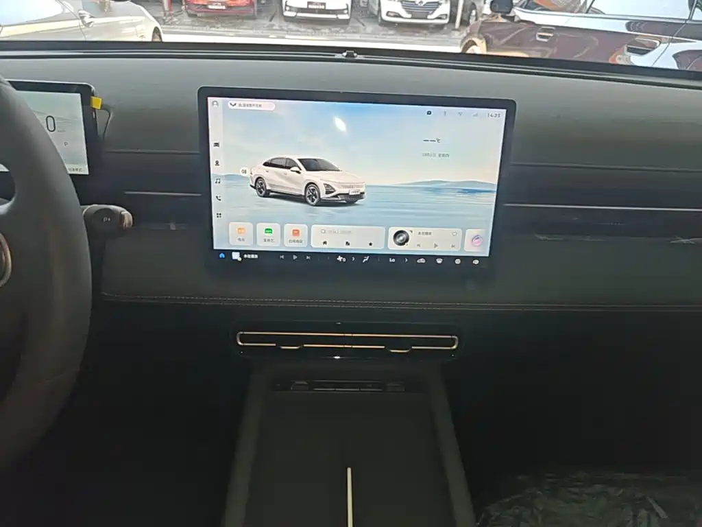 Wuling Xingguang — миниатюра 13