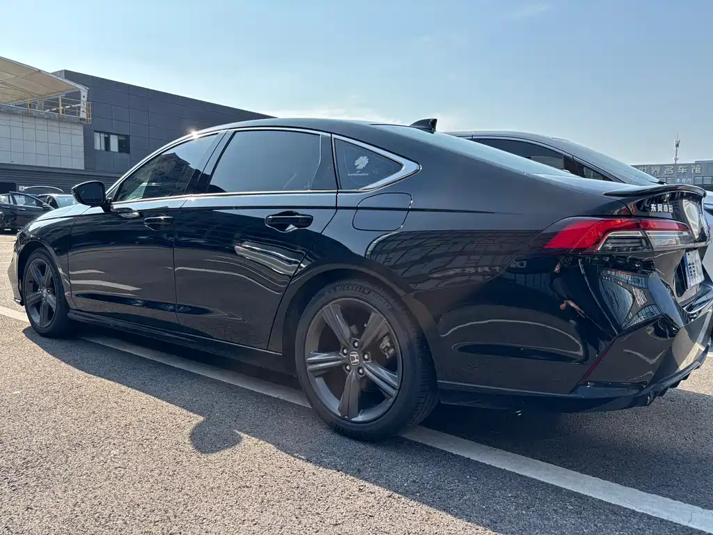 Honda Inspire — миниатюра 8