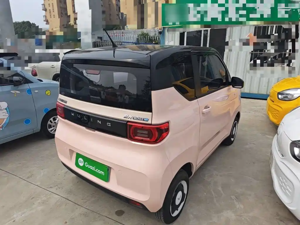 Wuling MINIEV — миниатюра 7