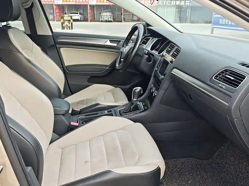 Volkswagen Golf — миниатюра 8
