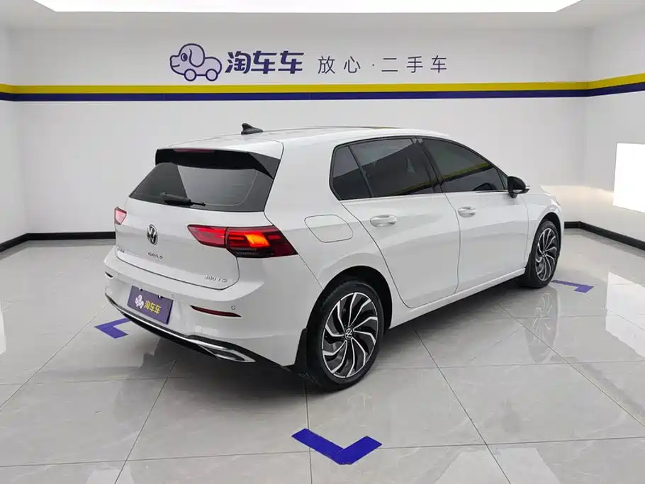 Volkswagen Golf — миниатюра 3