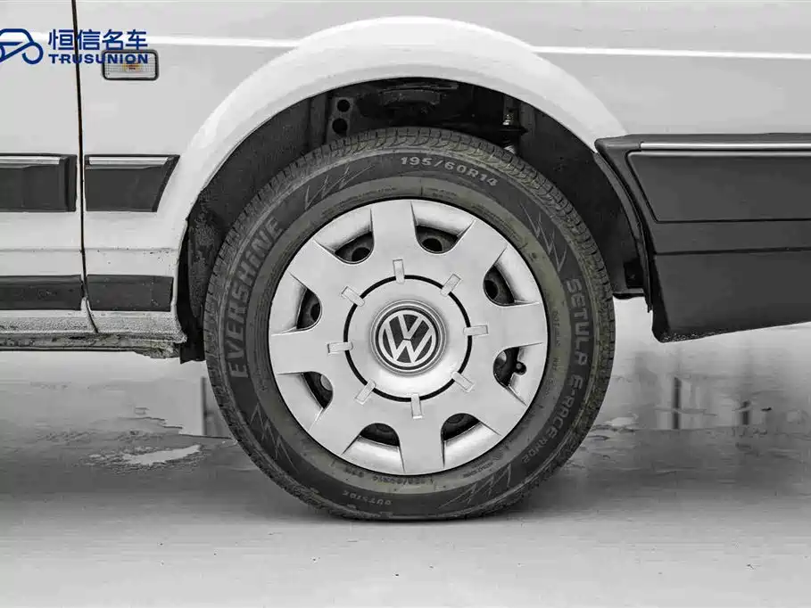 Volkswagen Santana Classic — миниатюра 11