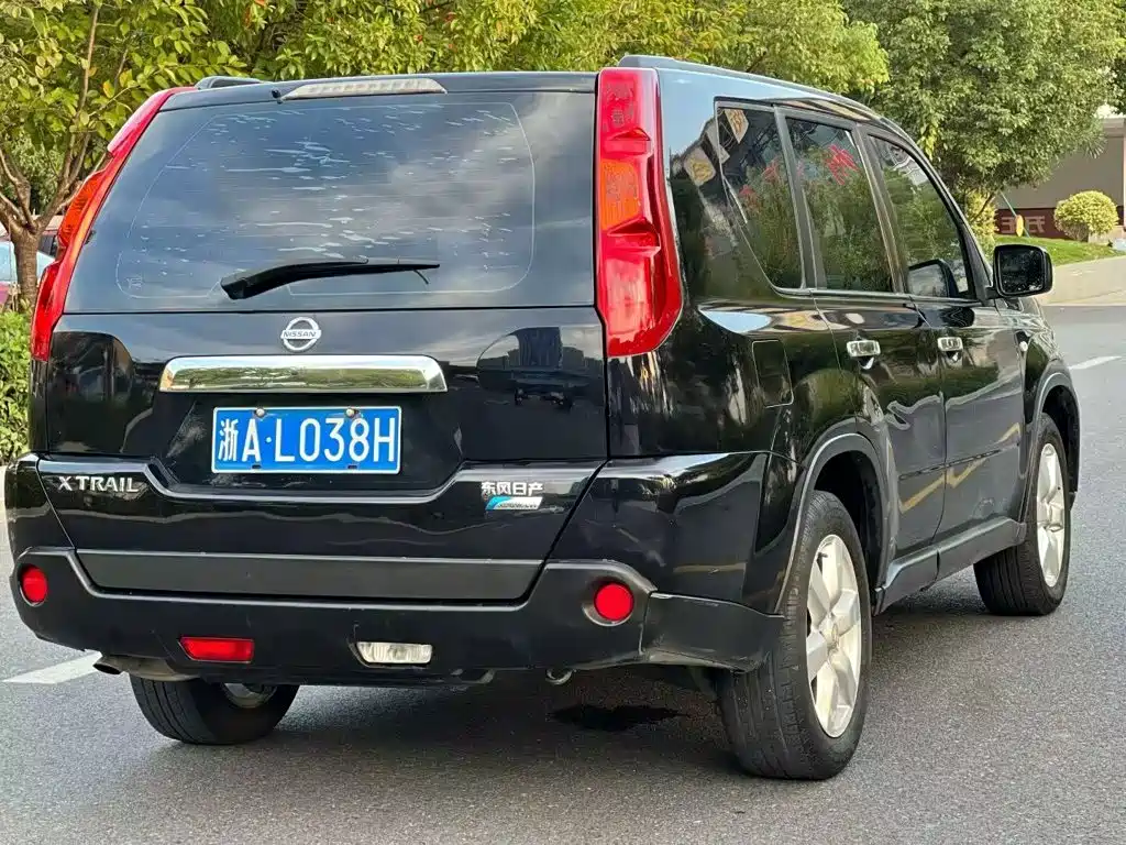 Nissan X-Trail — миниатюра 4