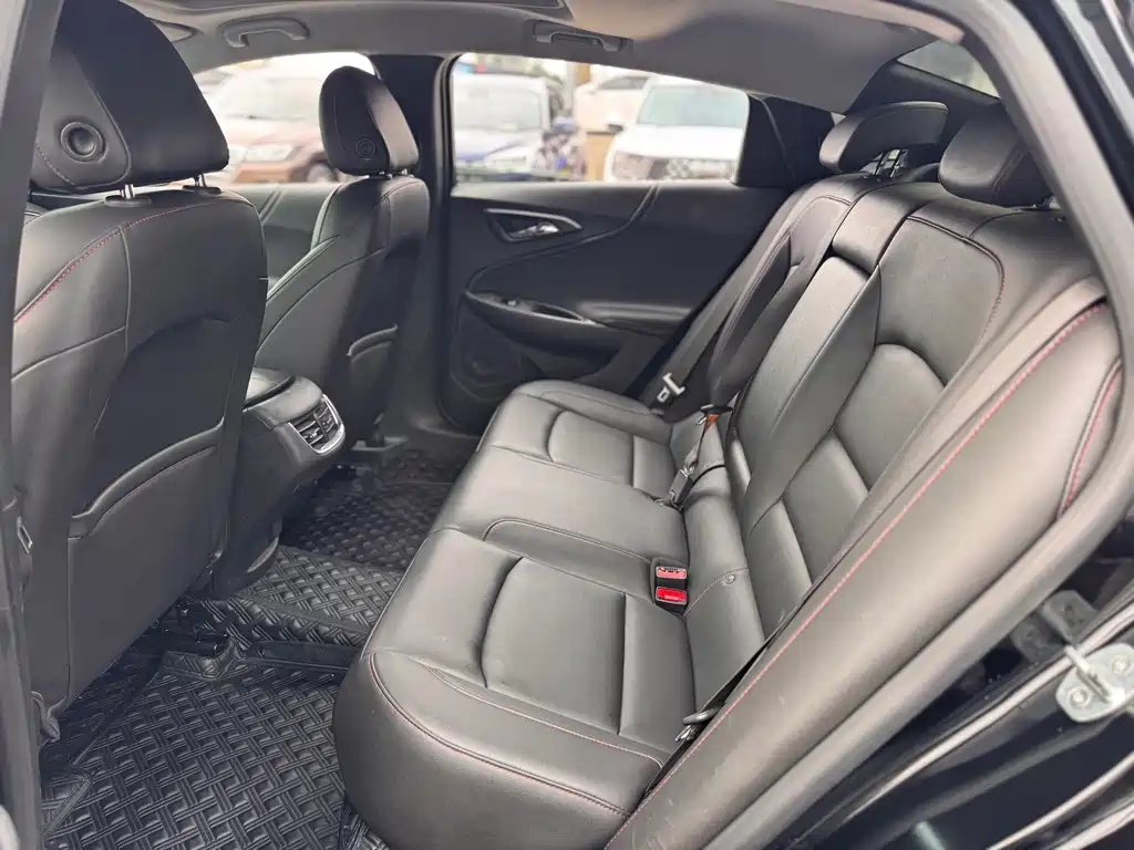 Chevrolet Malibu XL — миниатюра 13
