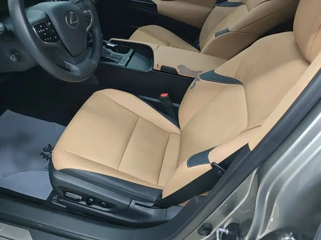 Lexus ES — миниатюра 15