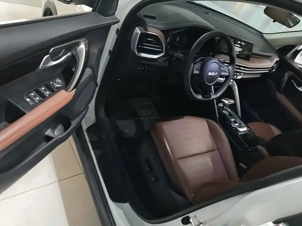 Kia Sportage — миниатюра 16