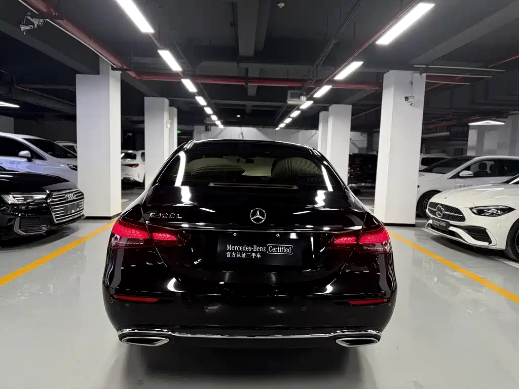 MERCEDES-BENZ E CLASS