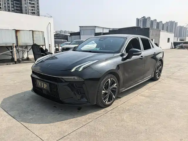 2024 Lynk & Co 03