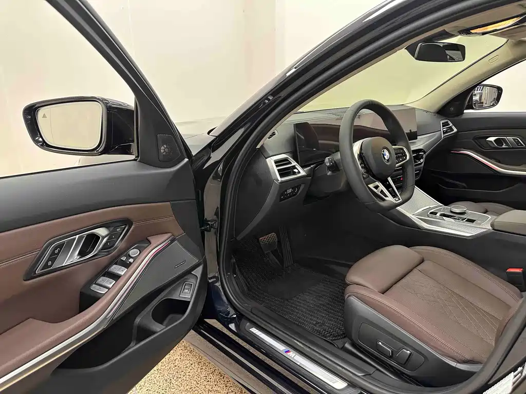 BMW 3 Series — миниатюра 4