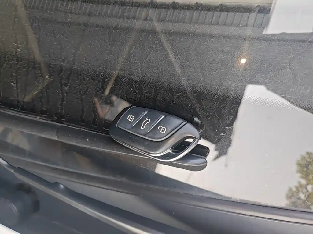 Roewe i5 — миниатюра 9