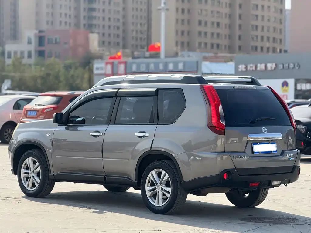 Nissan X-Trail — миниатюра 7