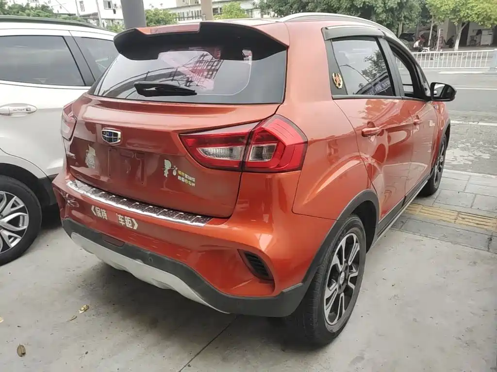 Geely Vision X3 — миниатюра 7