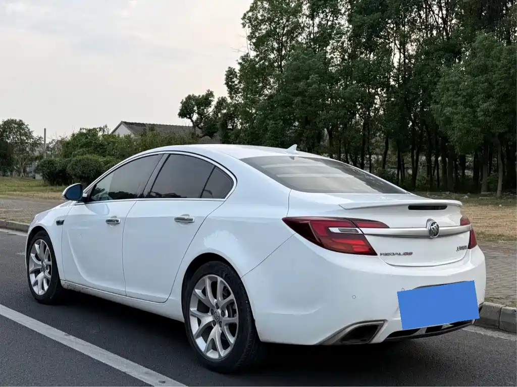 Buick Regal — миниатюра 5