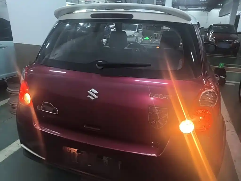 Suzuki Swift — миниатюра 6