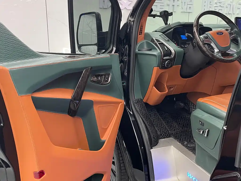 Ford Tourneo 2020 2.0T AT VI