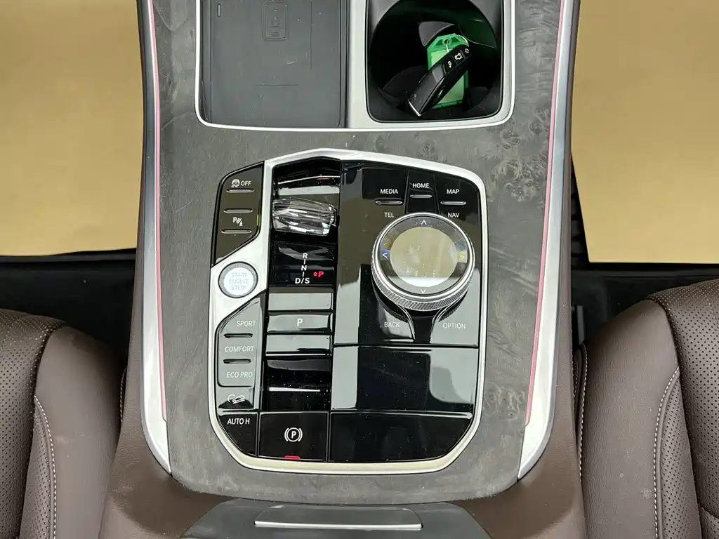 BMW X5 — миниатюра 23