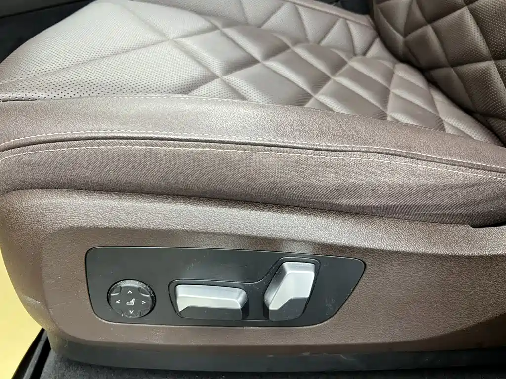 BMW X5 — миниатюра 34