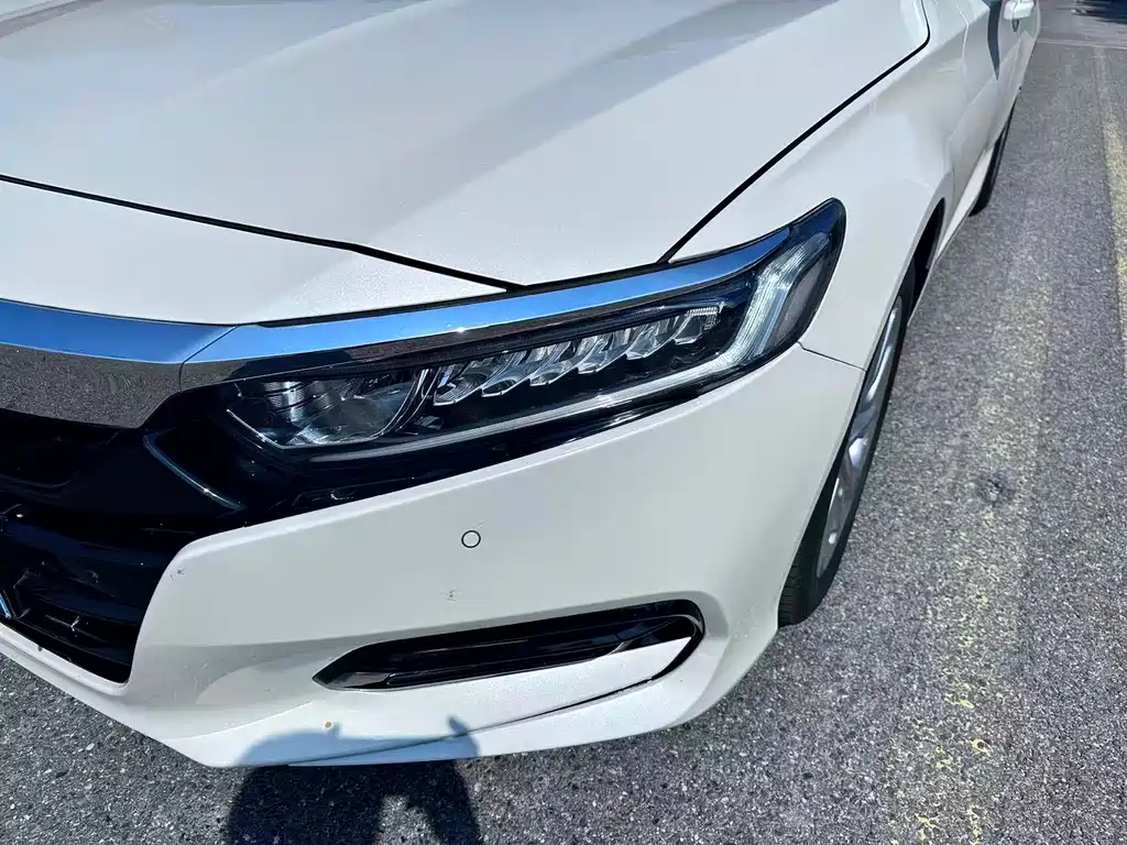 Honda Accord — миниатюра 12