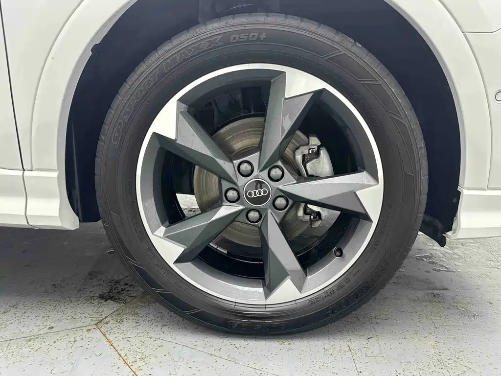 Audi Q3 — миниатюра 8