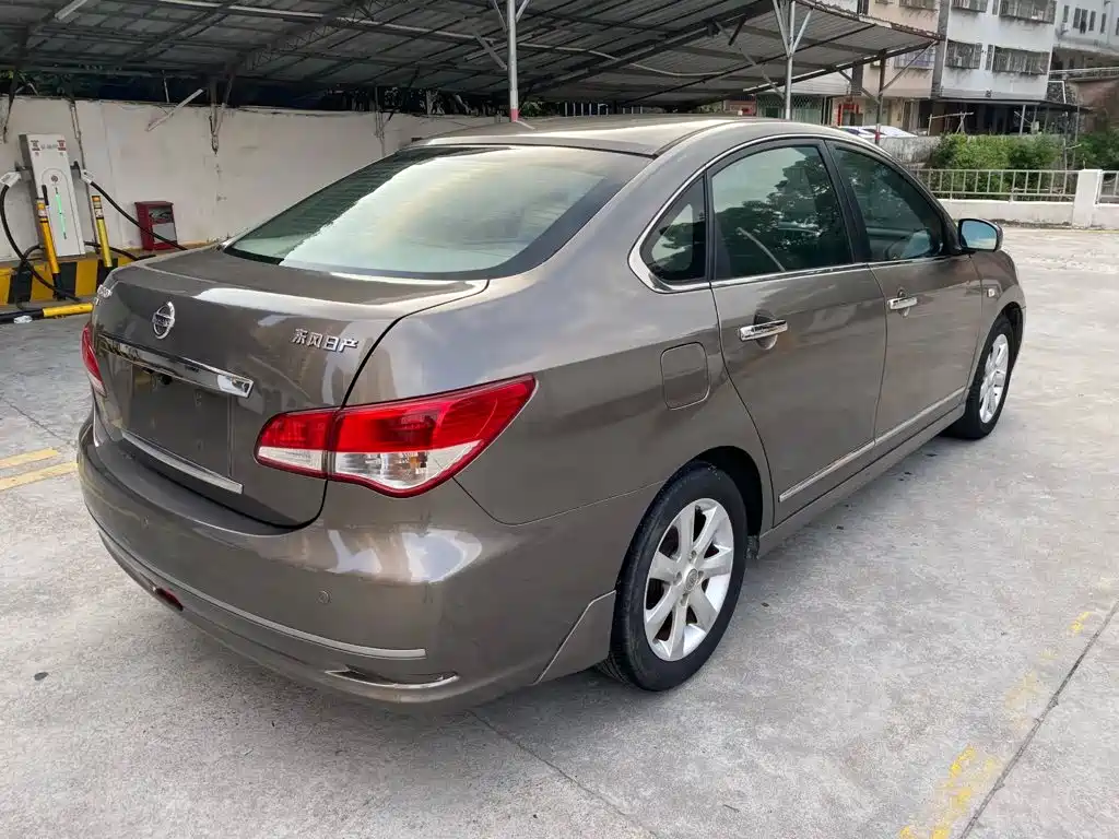Nissan Sylphy — миниатюра 7