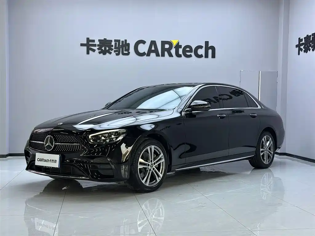 Mercedes-Benz E-Class 2022