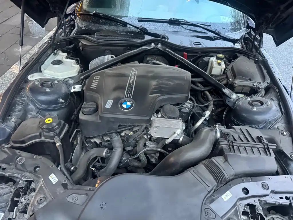 BMW Z4 2012 sDrive28i Lead