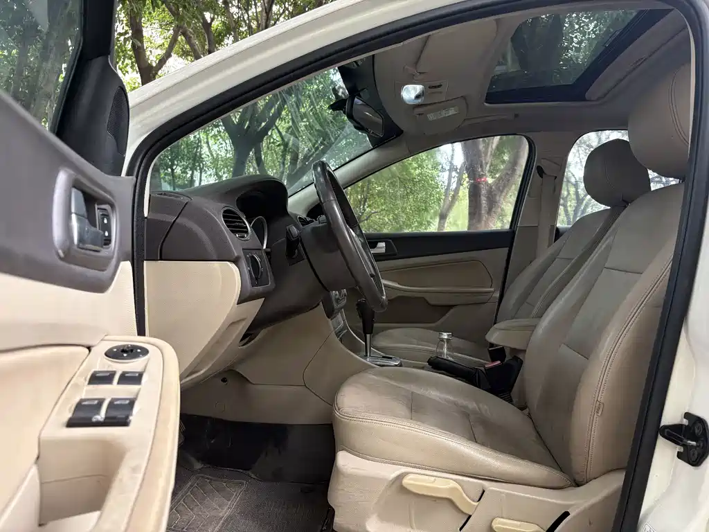 Ford Focus — миниатюра 8